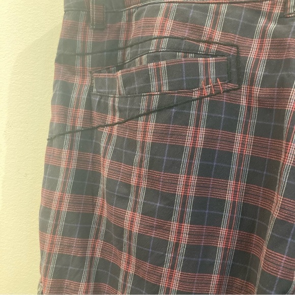 LULULEMON Sz 32 Plaid Many Pockets Shorts - Picture 7 of 13